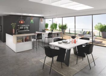 Quelle couleur pour une cuisine ouverte sur le salon ?