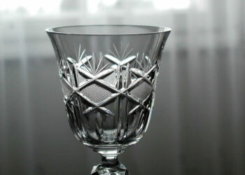 Quelle est la composition du cristal ?