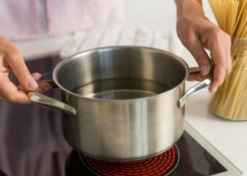 Quelle est la différence entre induction et vitrocéramique ?