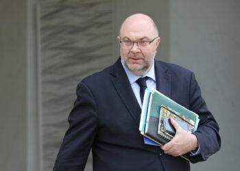 Quelle est l'orientation politique du journal Le Figaro ?