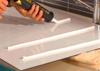 Quelle fixation pour un miroir ?