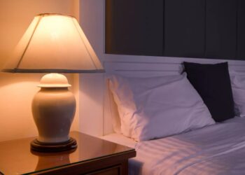 Quelle hauteur pour une lampe de chevet ?