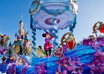 Quelle heure parade Disney ?