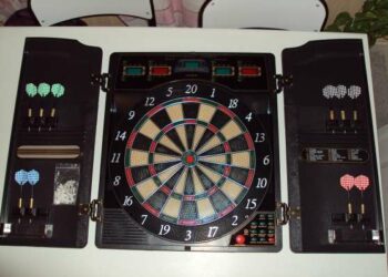 Quelle marque cible fléchette electronique ?