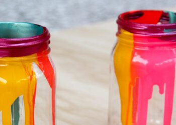 Quelle peinture pour peindre des bocaux en verre ?