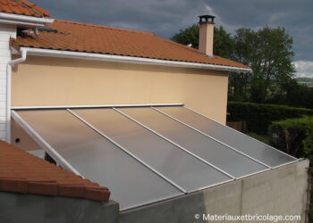 Quelle plaque polycarbonate choisir pour pergola ?
