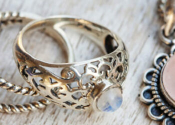 Quelle sorte de bijou est une parure ?