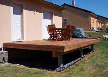 Quelle surface pour une terrasse sans permis de construire ?