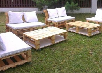 Quelle taille de palette pour salon de jardin ?