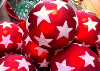 Quelles sont les couleurs de Noël 2021 ?