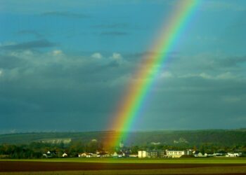 Quelles sont les couleurs de l'arc-en-ciel ?