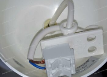 Quels fils brancher pour un luminaire ?