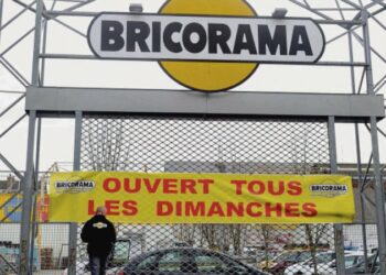 Quels magasins sont ouvert le 1 novembre ?