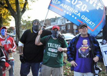 Quels sont les journaux d'extrême droite ?