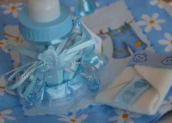 Qu'est-ce qu'une marraine offrir à son filleul ?