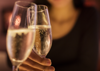 Qui a inventé la coupe à champagne ?