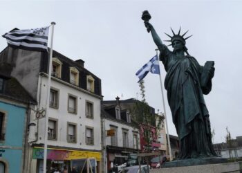 Qui est représenté sur la Statue de la Liberté ?