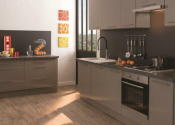 Qui fabrique les cuisines Brico Dépôt ?