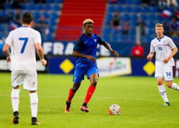 Qui n'en croit pas ses yeux 6 lettres ?