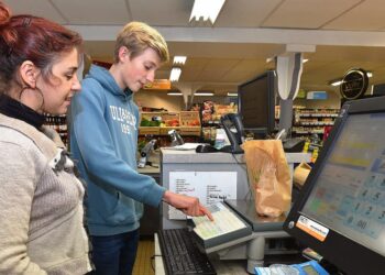 Qui peut aider à trouver un stage ?