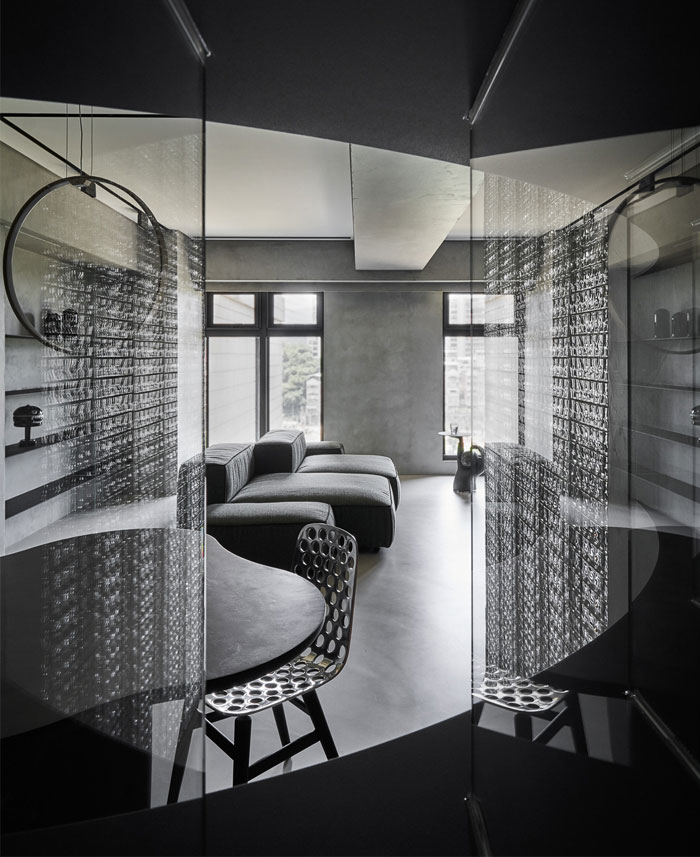 Intérieur d'appartement de couleur graphite par HOHO Design 6 1