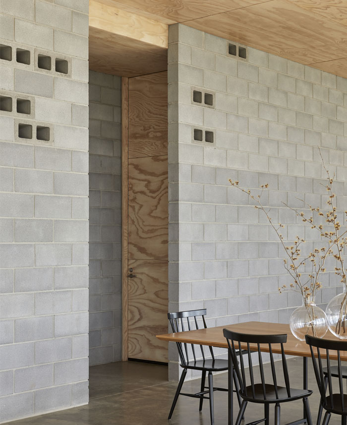 maison mansfield robbie walker 13