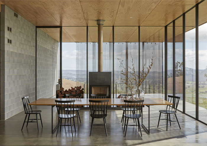 maison mansfield robbie walker 2