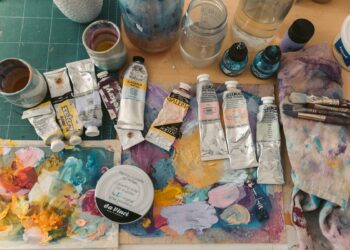 A quoi sert la peinture acrylique ? [Uses & Ideas]