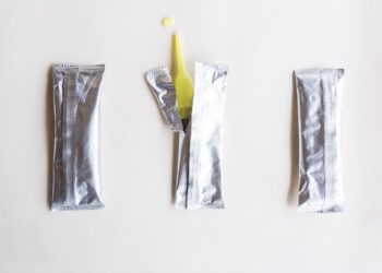 La superglue colle-t-elle le métal au métal ?