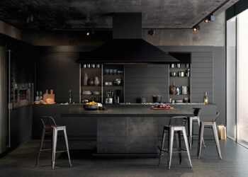 30 superbes intérieurs de cuisine noirs