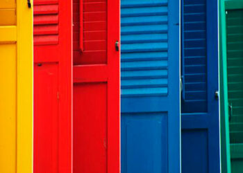 Comment choisir la couleur des portes intérieures à l’intérieur de différentes pièces