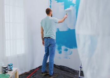 Quelle est la différence entre la peinture au plafond et la peinture ordinaire