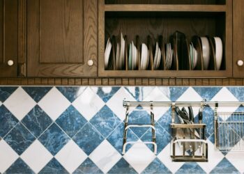 Comment peindre des meubles en bois |  Tout ce que vous savez tous les deux