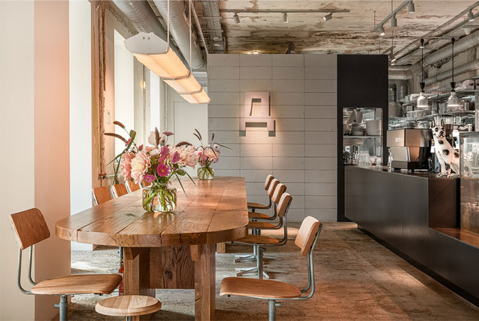 dyletant café balbek bureau 14