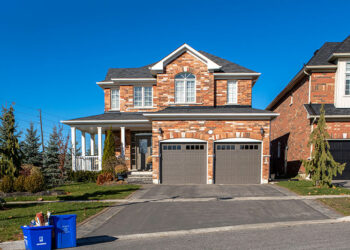 10 raisons de remplacer votre ouvre-porte de garage