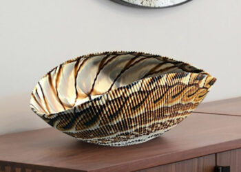 Utiliser des centres de table pour décorer : Bols et assiettes