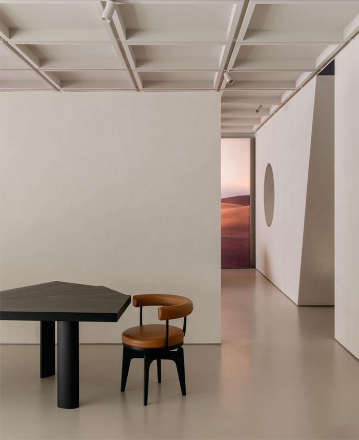 Salle d'exposition Cassina, Ningbo par OUTIN. MOTIF salle d'exposition cassina ningbo 3