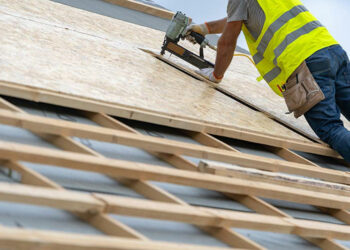5 choses à savoir avant de commencer un remplacement complet du toit
