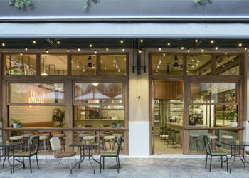 Décor de bistrot méditerranéen par Andreas Petropoulos