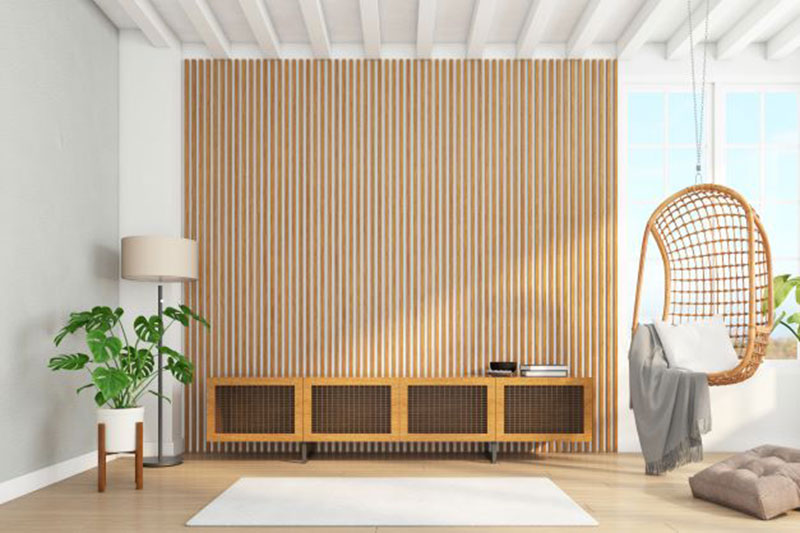 AdobeStock_501445350.1 Quel est le meilleur type de bois pour un mur en lattes de bois ?