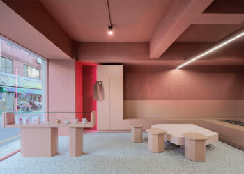 Café de gorille rose par Plainoddity