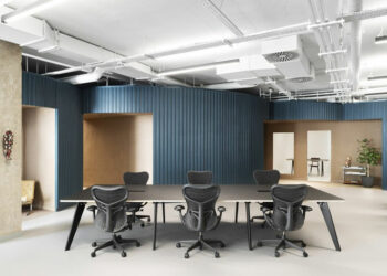 Black Kite Office par Bureau de Change