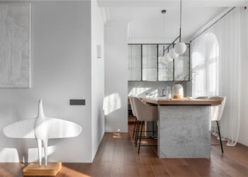 Maison minimaliste moderne à Minsk par ZROBIM Architects